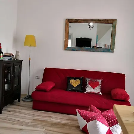 Holiday home Giorgia - *